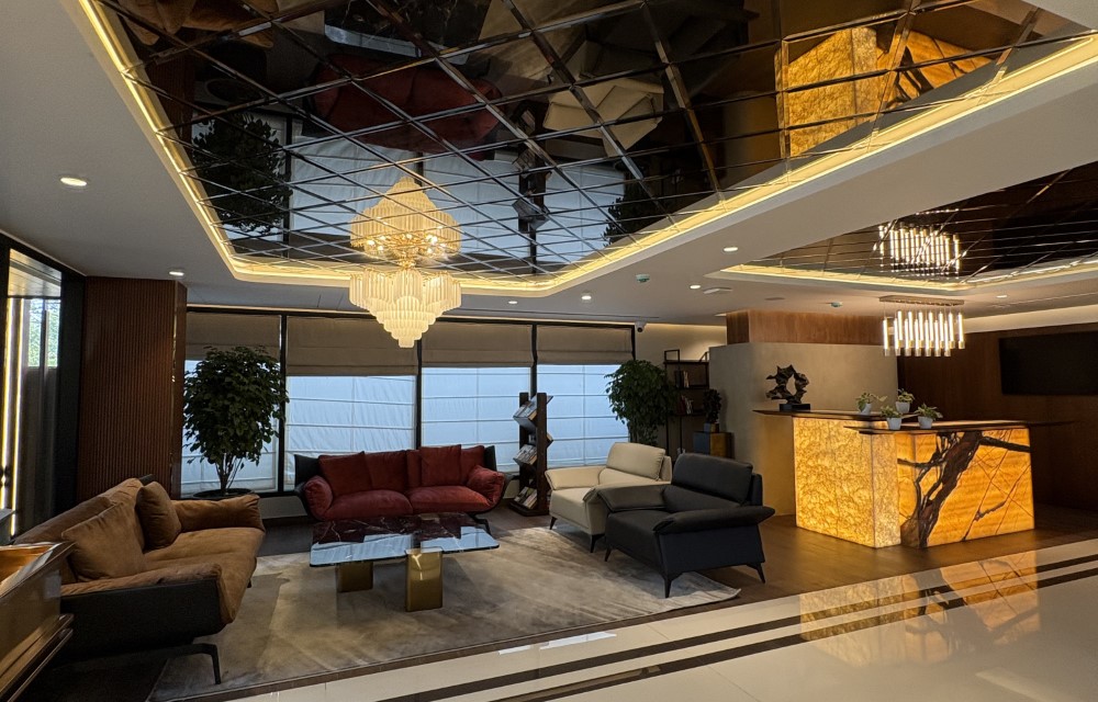 Zipp Hotels About us