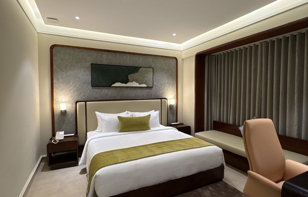 Deluxe King Room